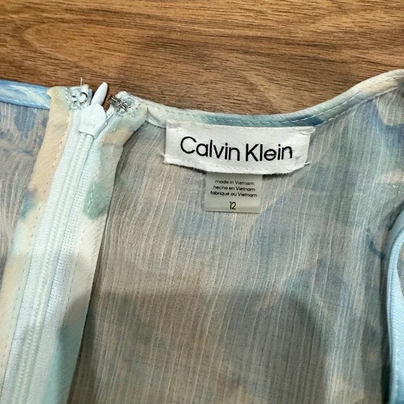 Calvin Klein Light Blue Floral Long Sleeve Dress - Picture 2 of 4